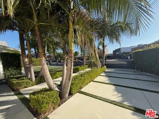 $4,850 | 1411 North Avon Street, Burbank, CA 91505