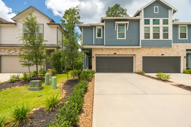 $2,300 | 546 Dry Fork Lane, Conroe, TX 77304