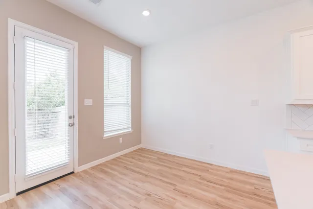 $2,300 | 546 Dry Fork Lane, Conroe, TX 77304