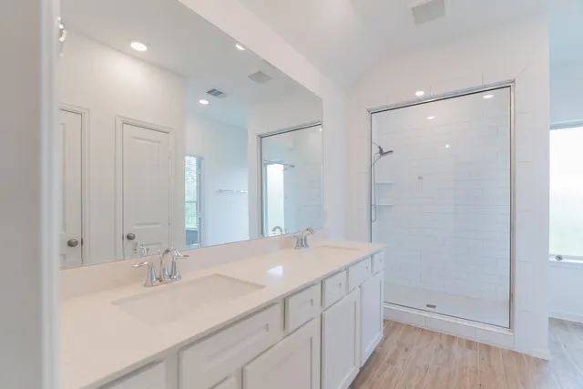 $2,300 | 546 Dry Fork Lane, Conroe, TX 77304