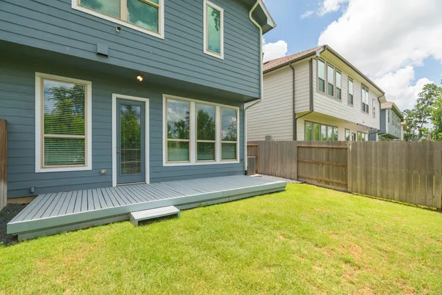 $2,300 | 546 Dry Fork Lane, Conroe, TX 77304