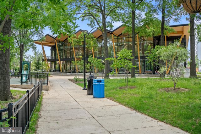 $330,000 | 800 4th Street Southwest, Unit S505, Washington, DC 20024