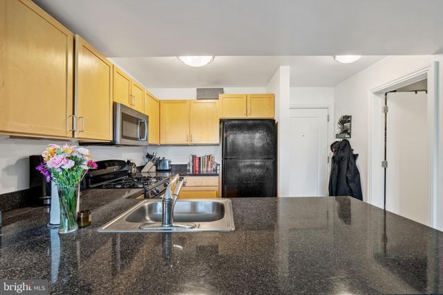 $330,000 | 800 4th Street Southwest, Unit S505, Washington, DC 20024