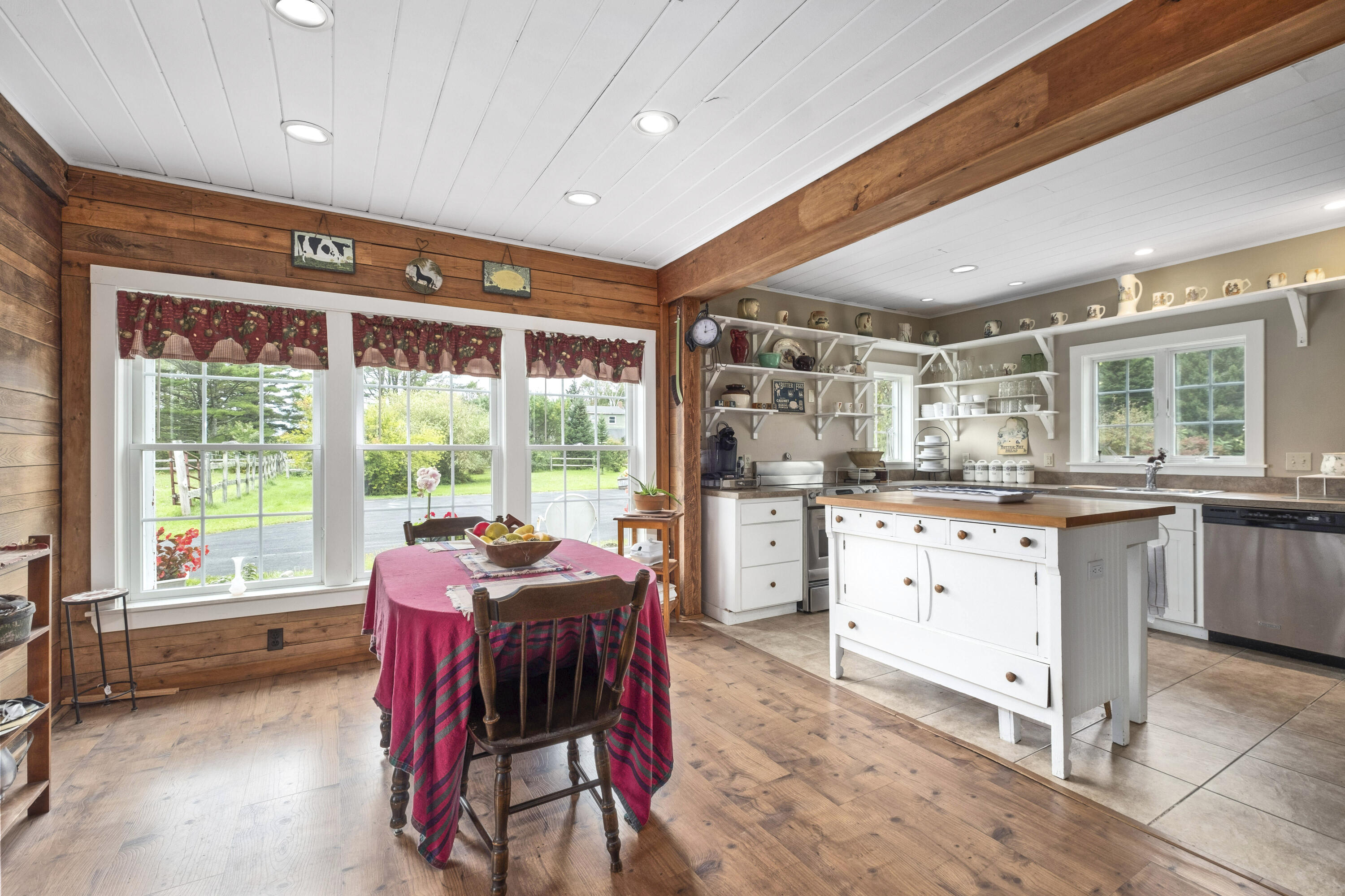 33 Heyer Road Waldoboro, ME 04572 - Photo 9 of 52 33 Heyer Road, Waldoboro