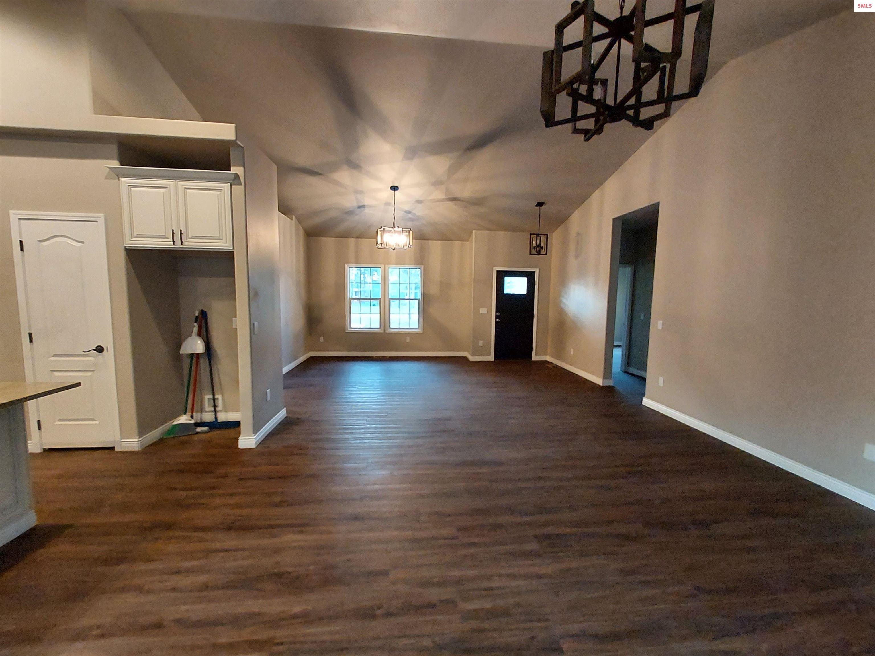 355 Elk Road Moyie Springs, ID 83845 - Photo 5 of 22 Gallery Image 5