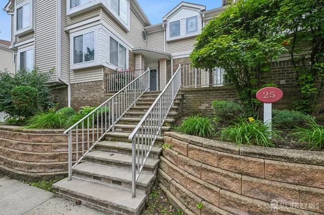 $450,000 | 2503 Madaline Drive, Avenel, NJ 07001