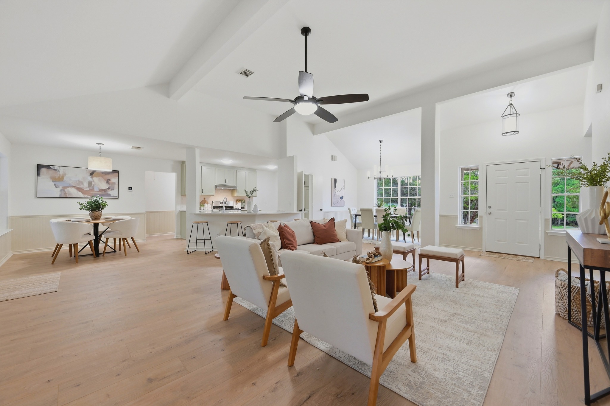 375 Rhodes Lane Wimberley, TX 78676 - Photo 6 of 34