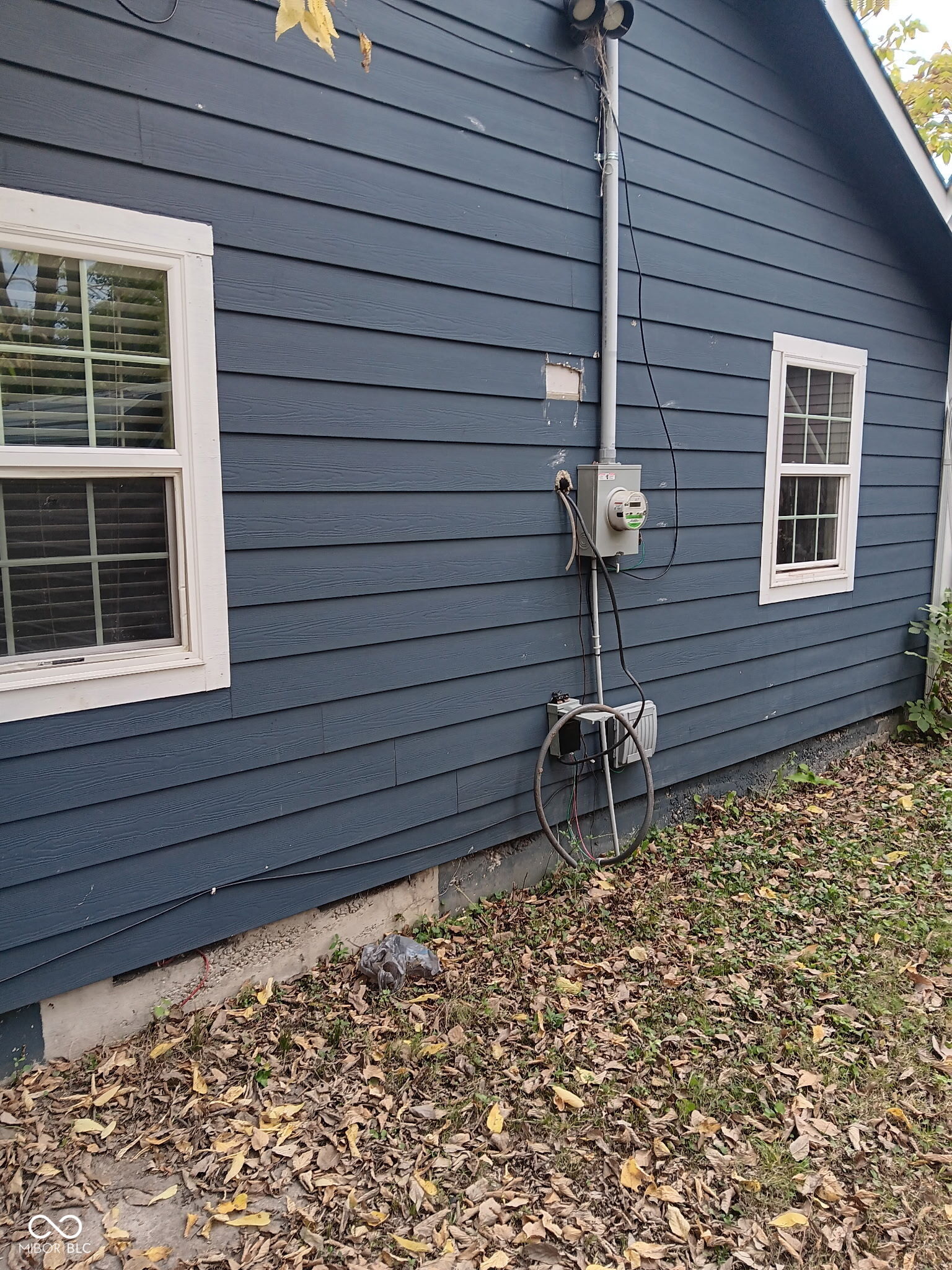 2874 Stuart Street Indianapolis, IN 46218 - Photo 3 of 8