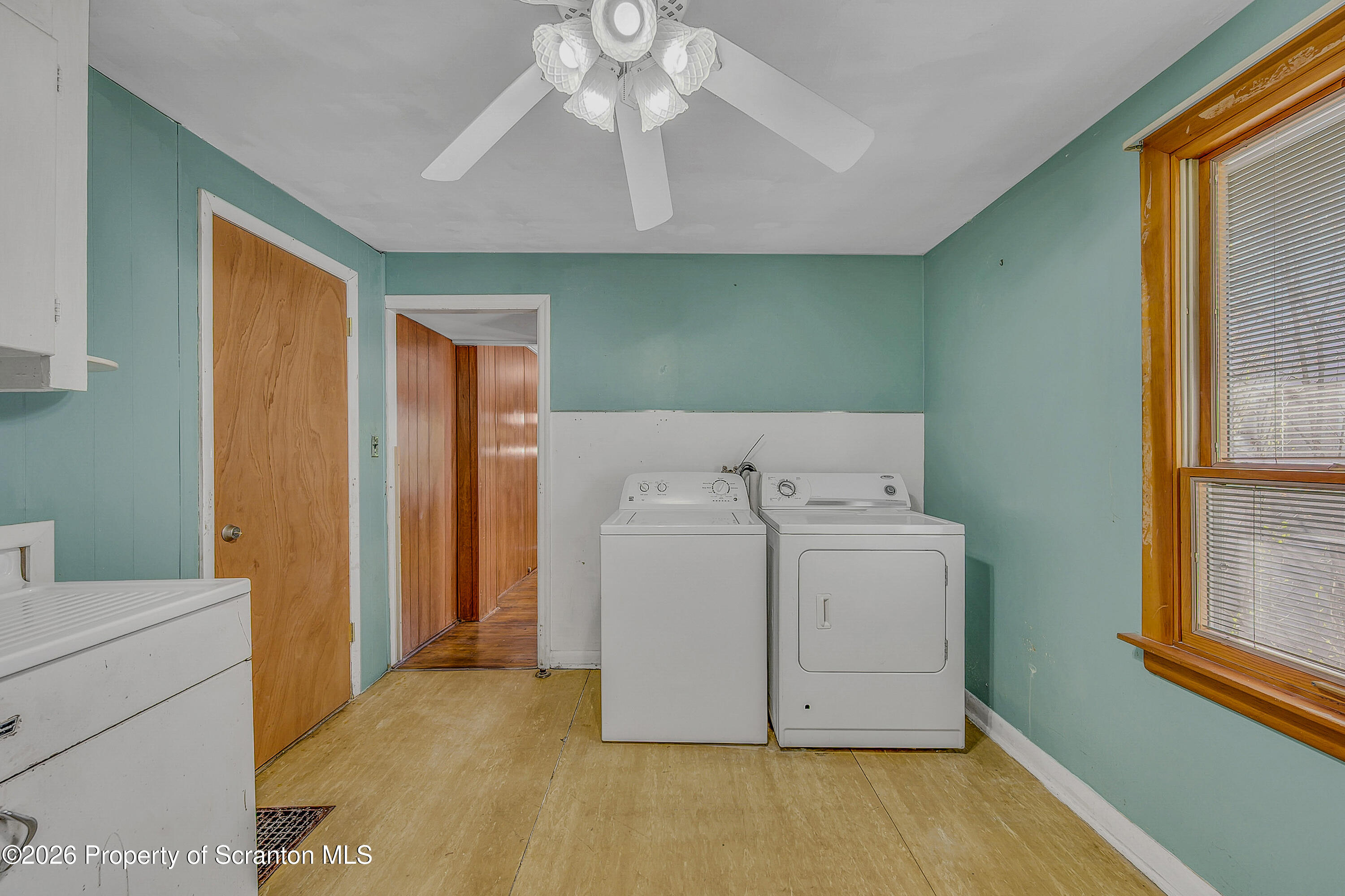 2013-2015 Rigg Street Dunmore, PA 18512 - Photo 13 of 30 Rigg -14