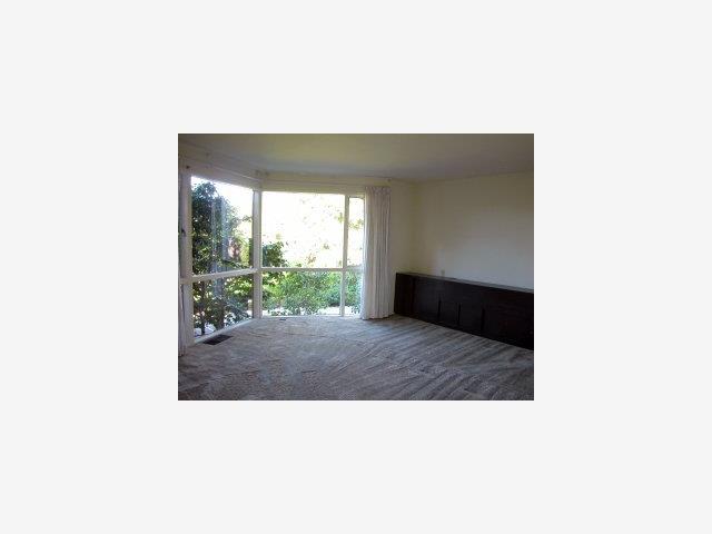580 Pullman Road Hillsborough, CA 94010 - Photo 2 of 6 Gallery Image 2