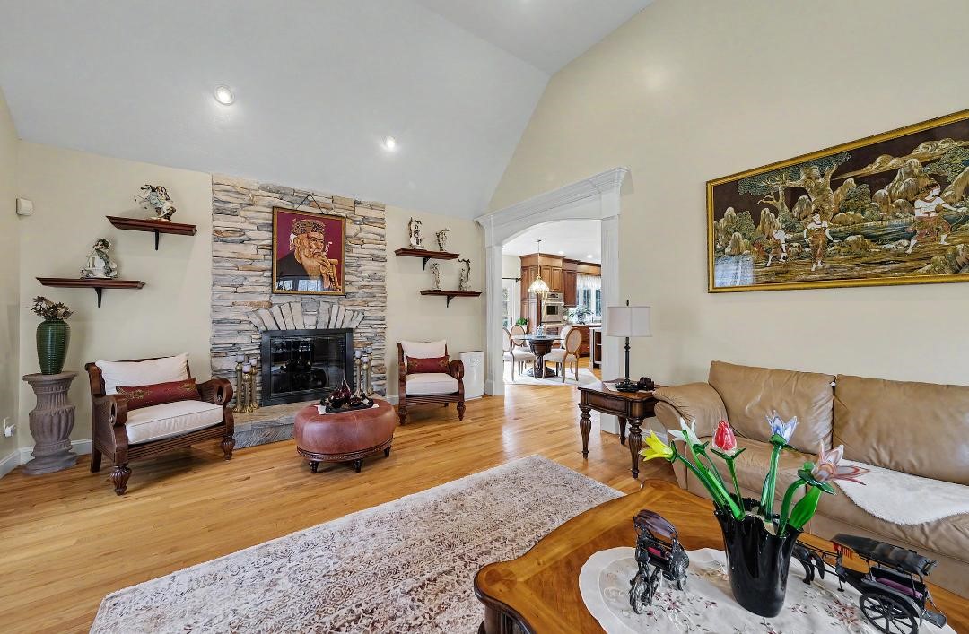 13 West Butterfly Way Lincoln, RI 02865 - Photo 22 of 49