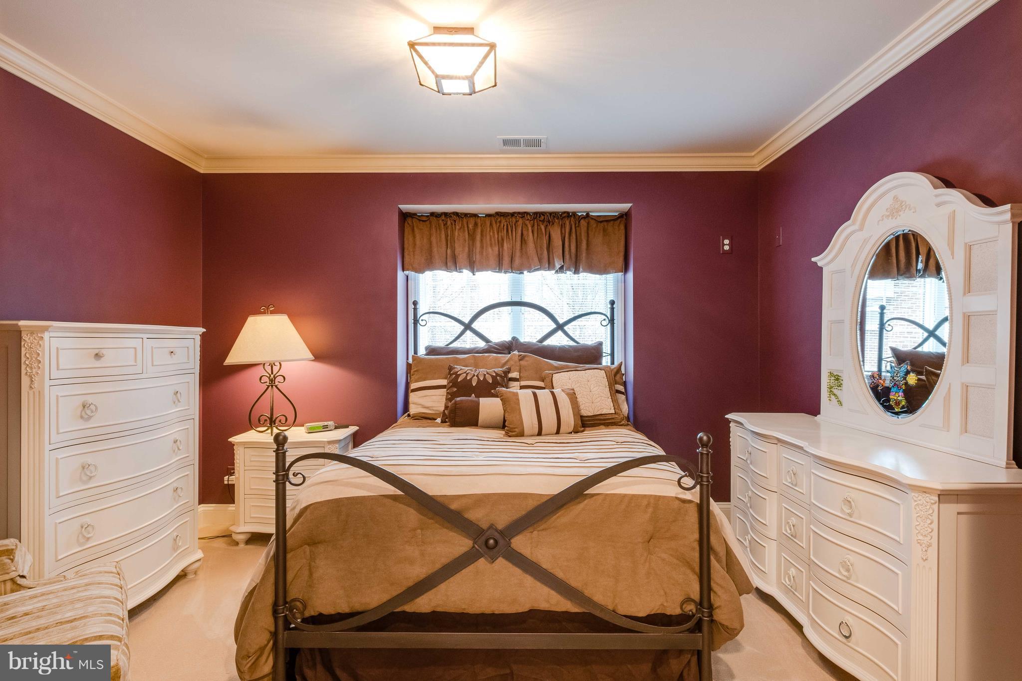 30 Colony Crossing Edgewater, MD 21037 - Photo 18 of 30 Guest wing bedroom. Perfect for inlaw or nanny