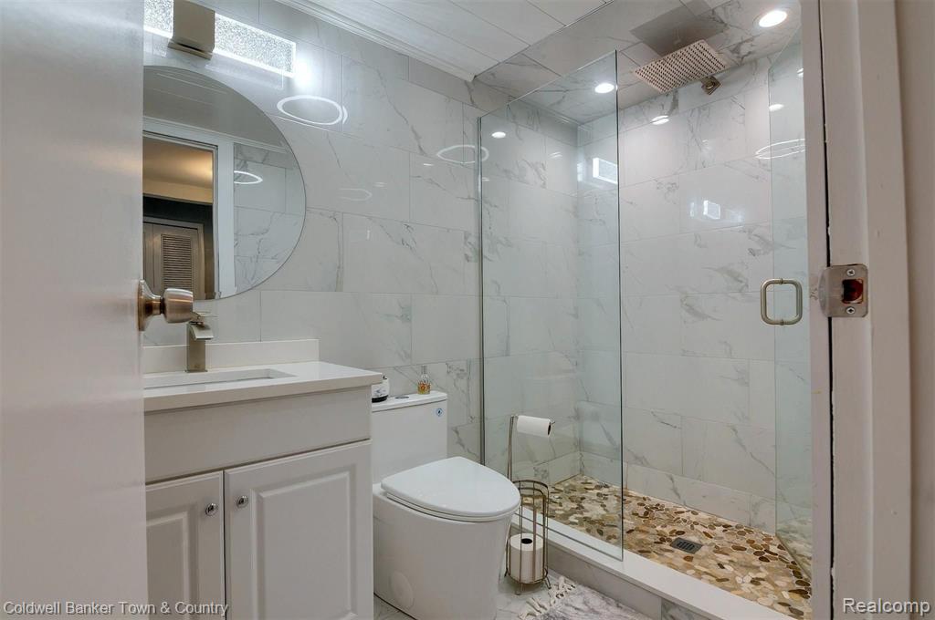 515 Highland Road, Unit 3 Howell, MI 48843 - Photo 17 of 25