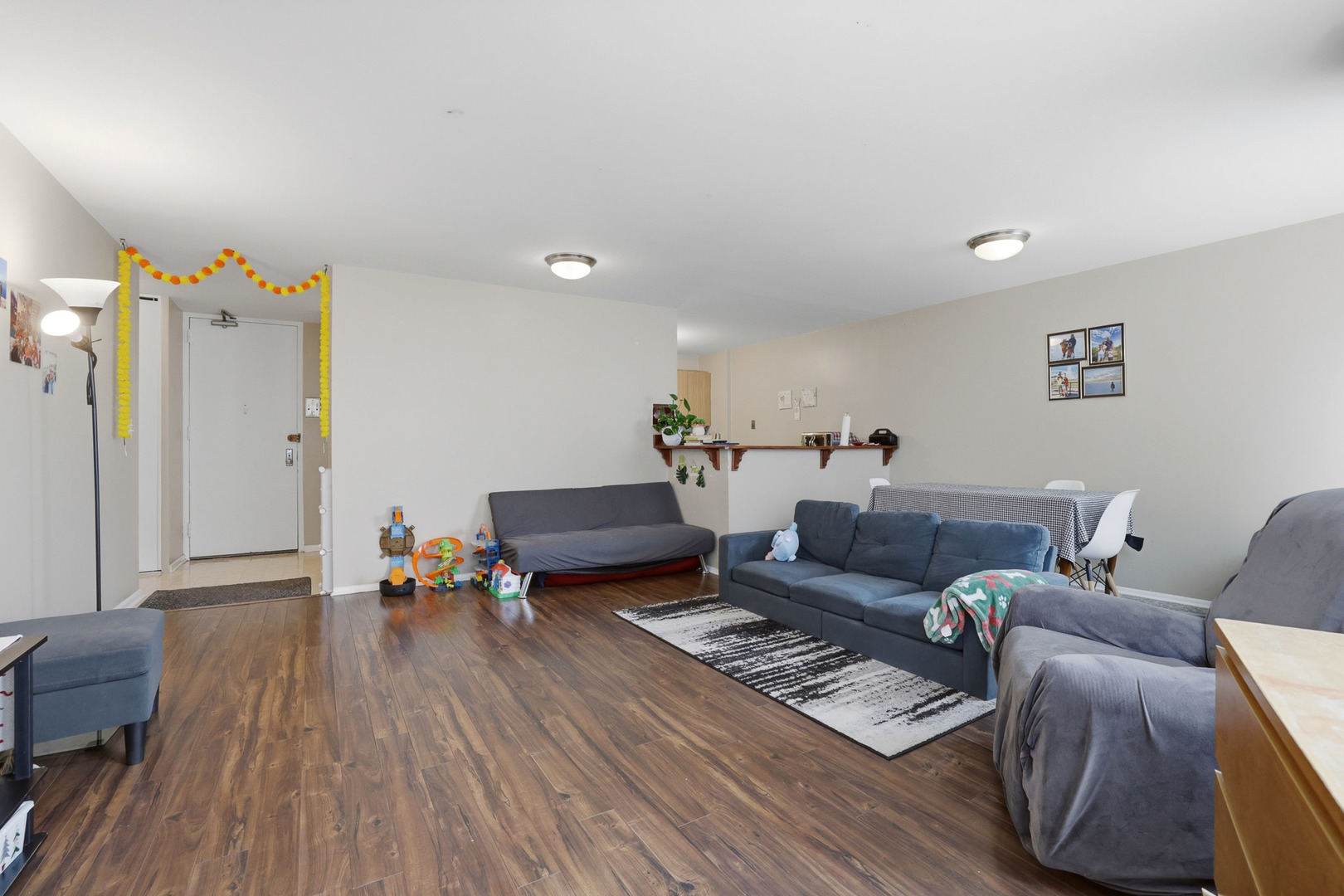 5701 North Sheridan Road, Unit 7E Chicago, IL 60660 - Photo 16 of 23