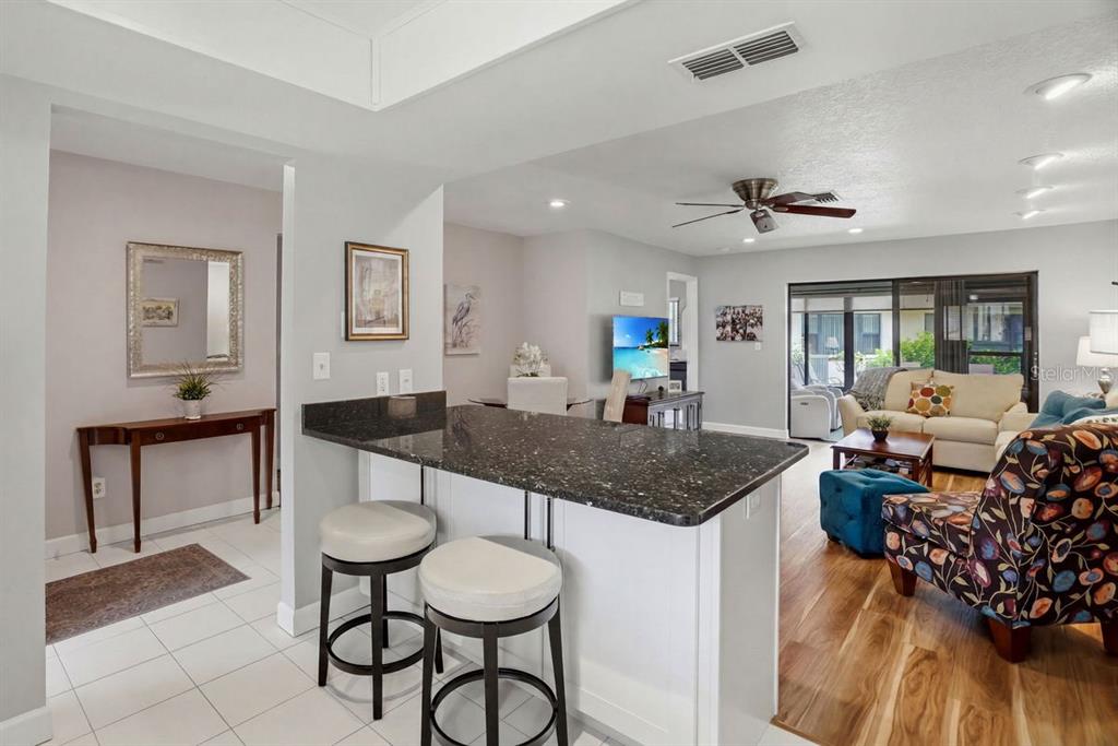2538 Oakleaf Lane, Unit 33B Clearwater, FL 33763 - Photo 14 of 60
