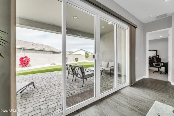 $2,950 | 10518 West Albert Lane, Peoria, AZ 85382