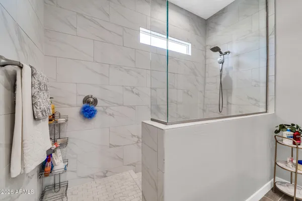 $2,950 | 10518 West Albert Lane, Peoria, AZ 85382