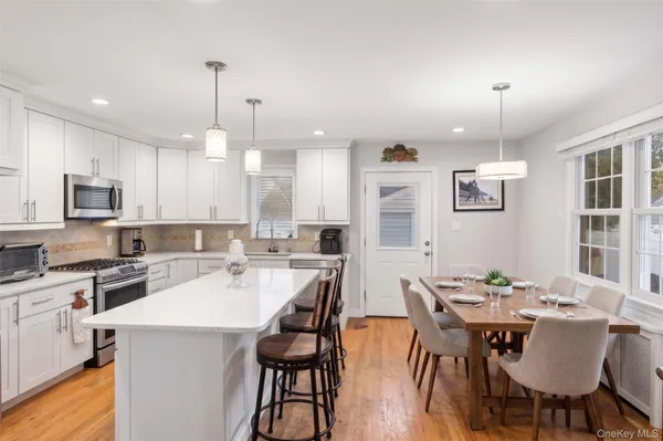 $824,900 | 11 Airway Drive, Bellmore, NY 11710