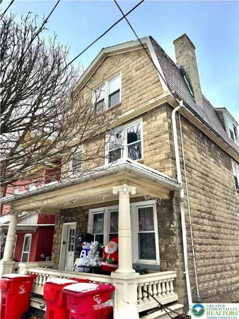 a view of multiple house