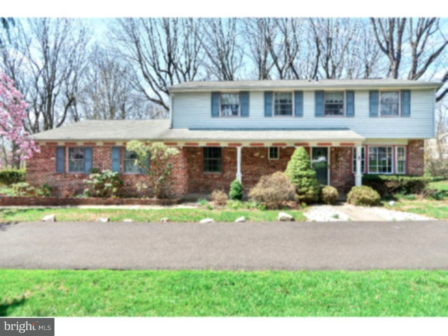 8 Boxwood Road Southampton, PA 18966 - Photo 1 of 20 Exterior Front