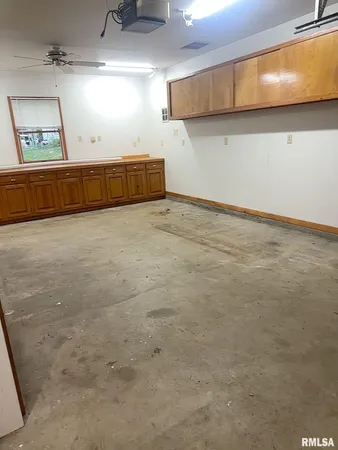 $129,000 | 828 South 11th Street, Quincy, IL 62301