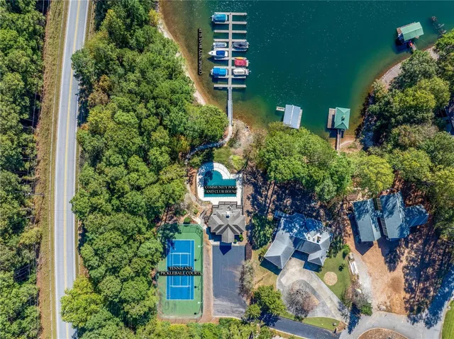 $979,900 | 211 Wynmere Way, Seneca, SC 29672