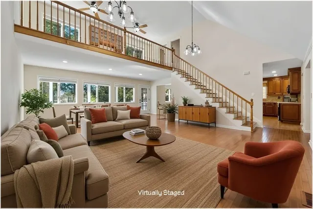 $979,900 | 211 Wynmere Way, Seneca, SC 29672