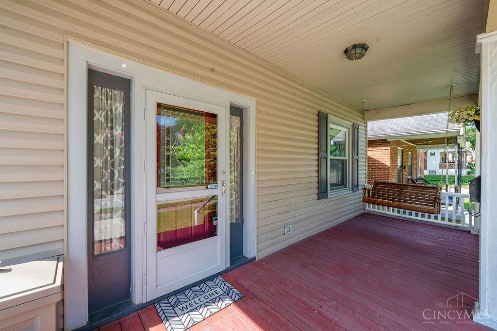6705 Merwin Avenue Cincinnati, OH 45227 - Photo 5 of 71