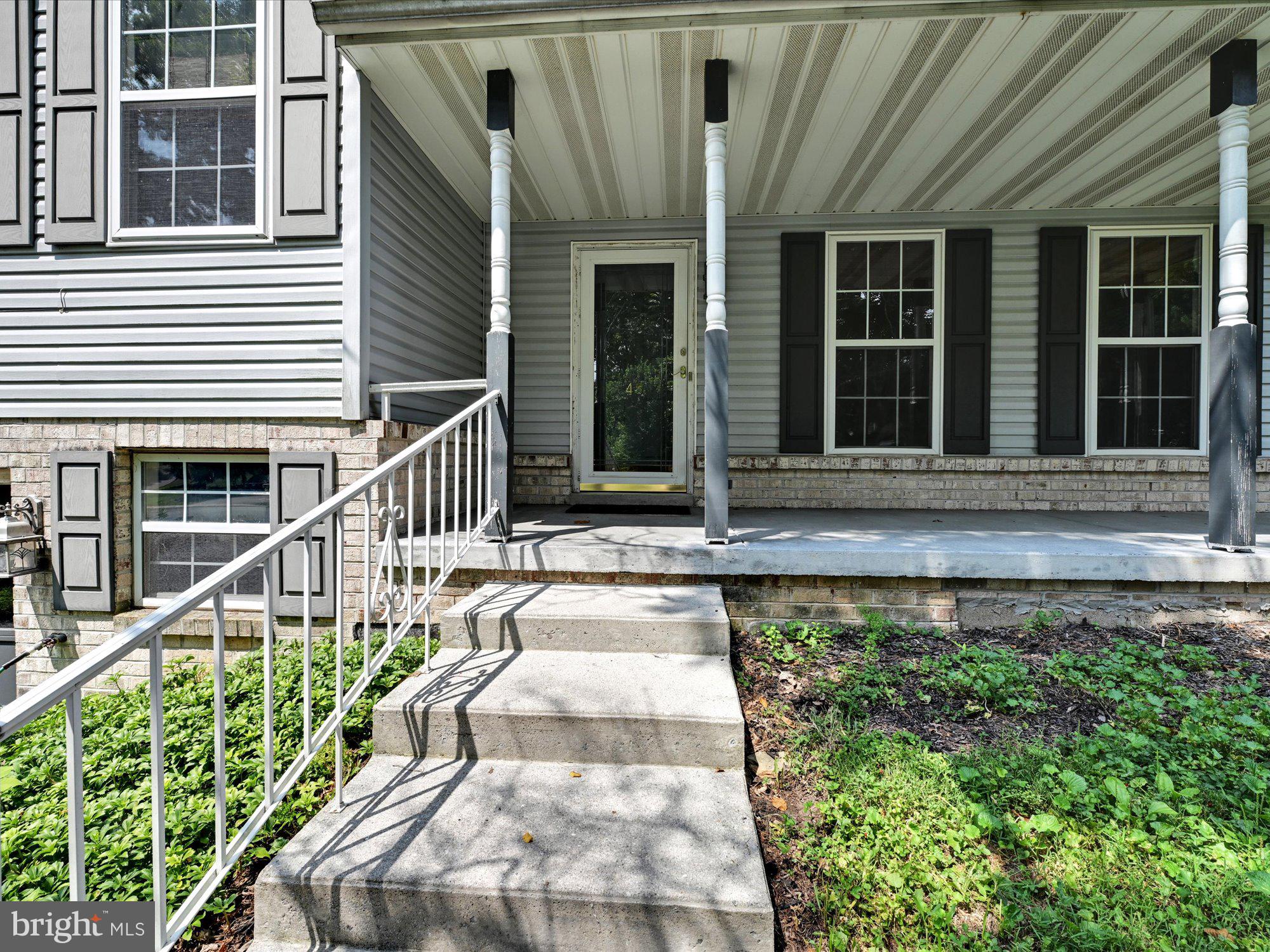45 Moore Drive Hanover, PA 17331 - Photo 4 of 31
