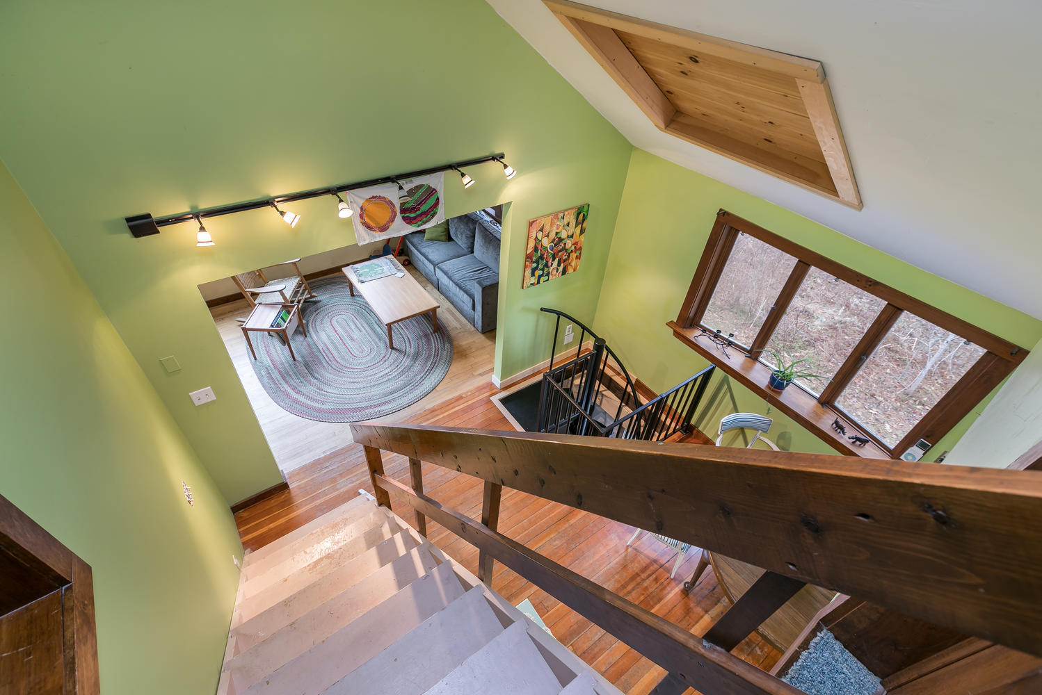 48 Hunter Road Freeport, ME 04032 - Photo 21 of 34 Looking toward first floor