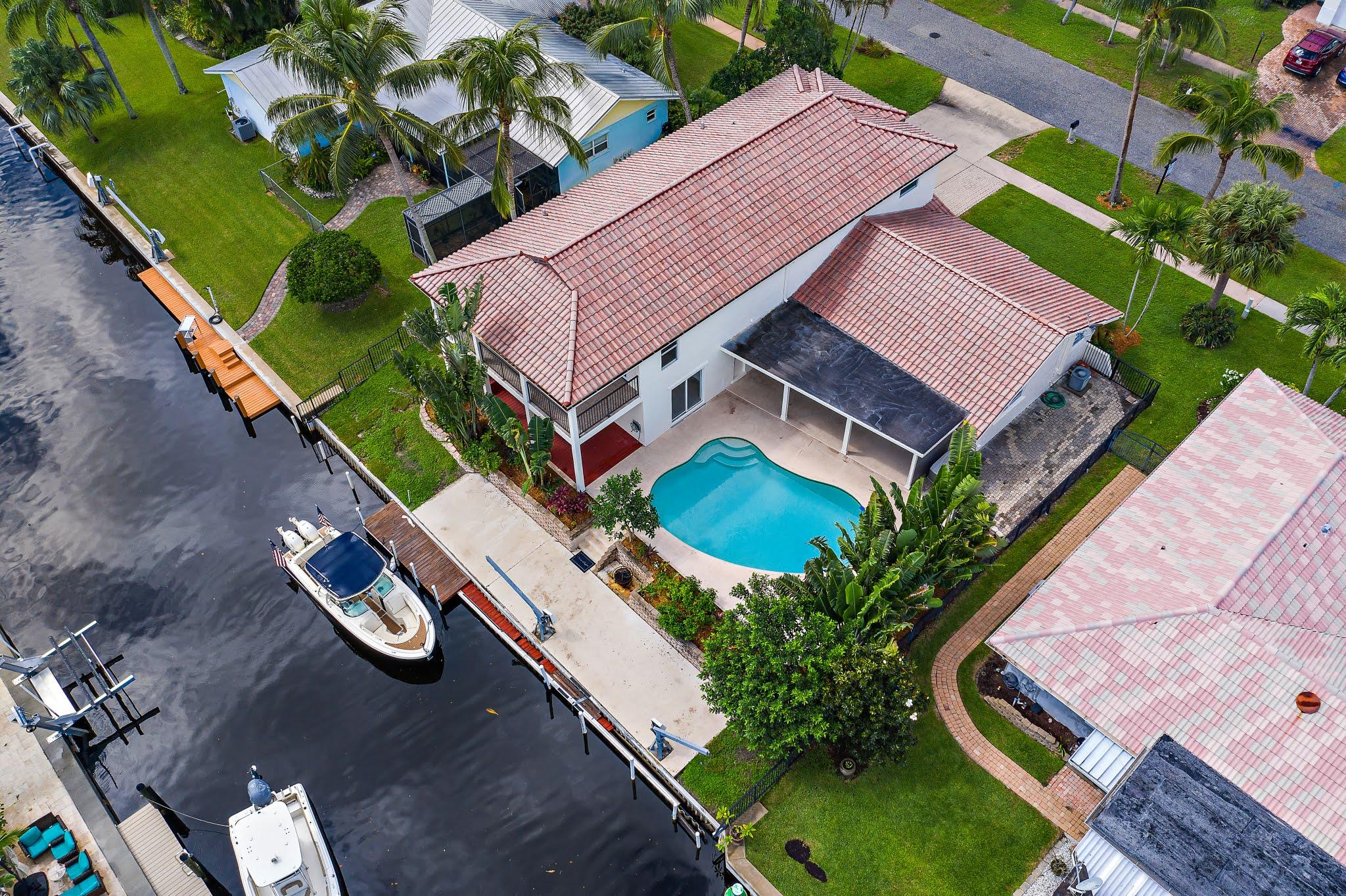 18074 Perigon Way Jupiter, FL 33458 - Photo 52 of 61 016-18074PerigonWay-Jupiter-FL-33458-sma