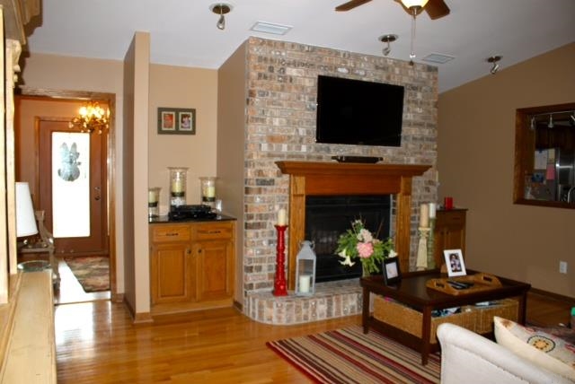 4135 Tronjo Road Pensacola, FL 32503 - Photo 4 of 24 Gallery Image 4
