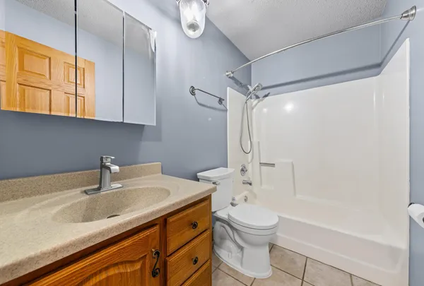 $420,000 | 15635 Hallmark Path, Apple Valley, MN 55124