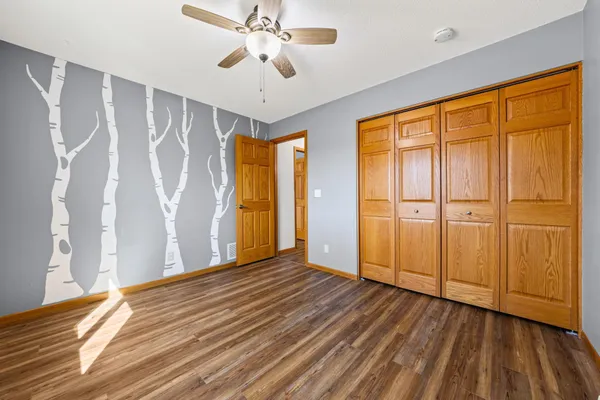 $420,000 | 15635 Hallmark Path, Apple Valley, MN 55124