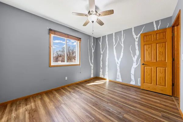 $420,000 | 15635 Hallmark Path, Apple Valley, MN 55124
