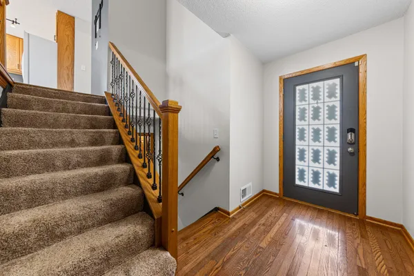 $420,000 | 15635 Hallmark Path, Apple Valley, MN 55124