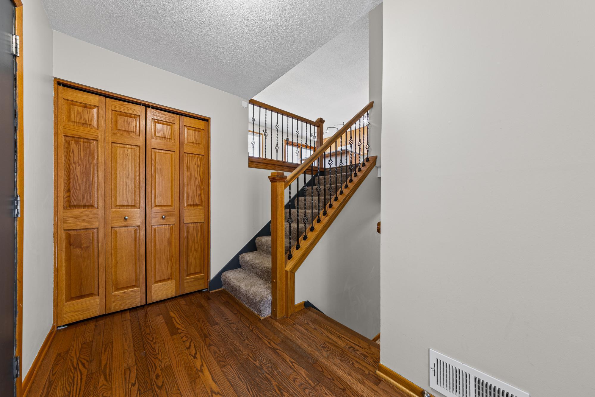 15635 Hallmark Path Apple Valley, MN 55124 - Photo 28 of 63