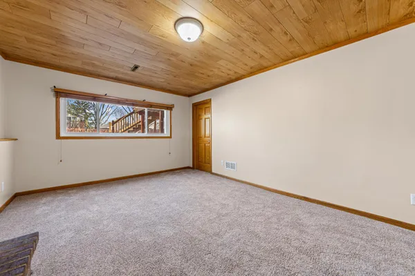 $420,000 | 15635 Hallmark Path, Apple Valley, MN 55124