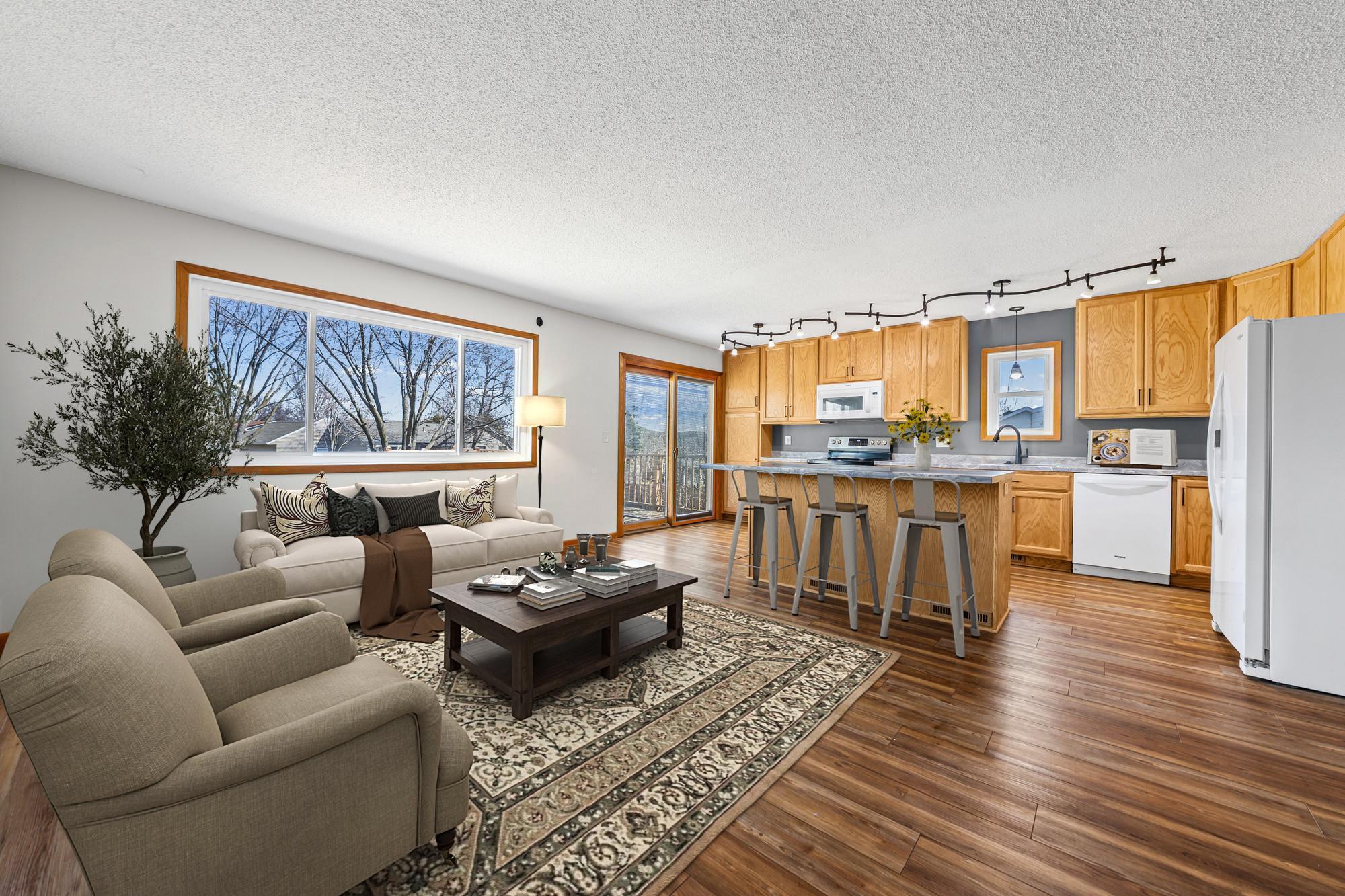 15635 Hallmark Path Apple Valley, MN 55124 - Photo 7 of 63