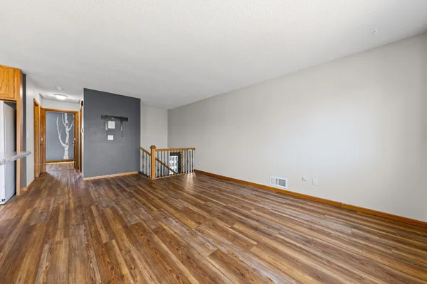 $420,000 | 15635 Hallmark Path, Apple Valley, MN 55124