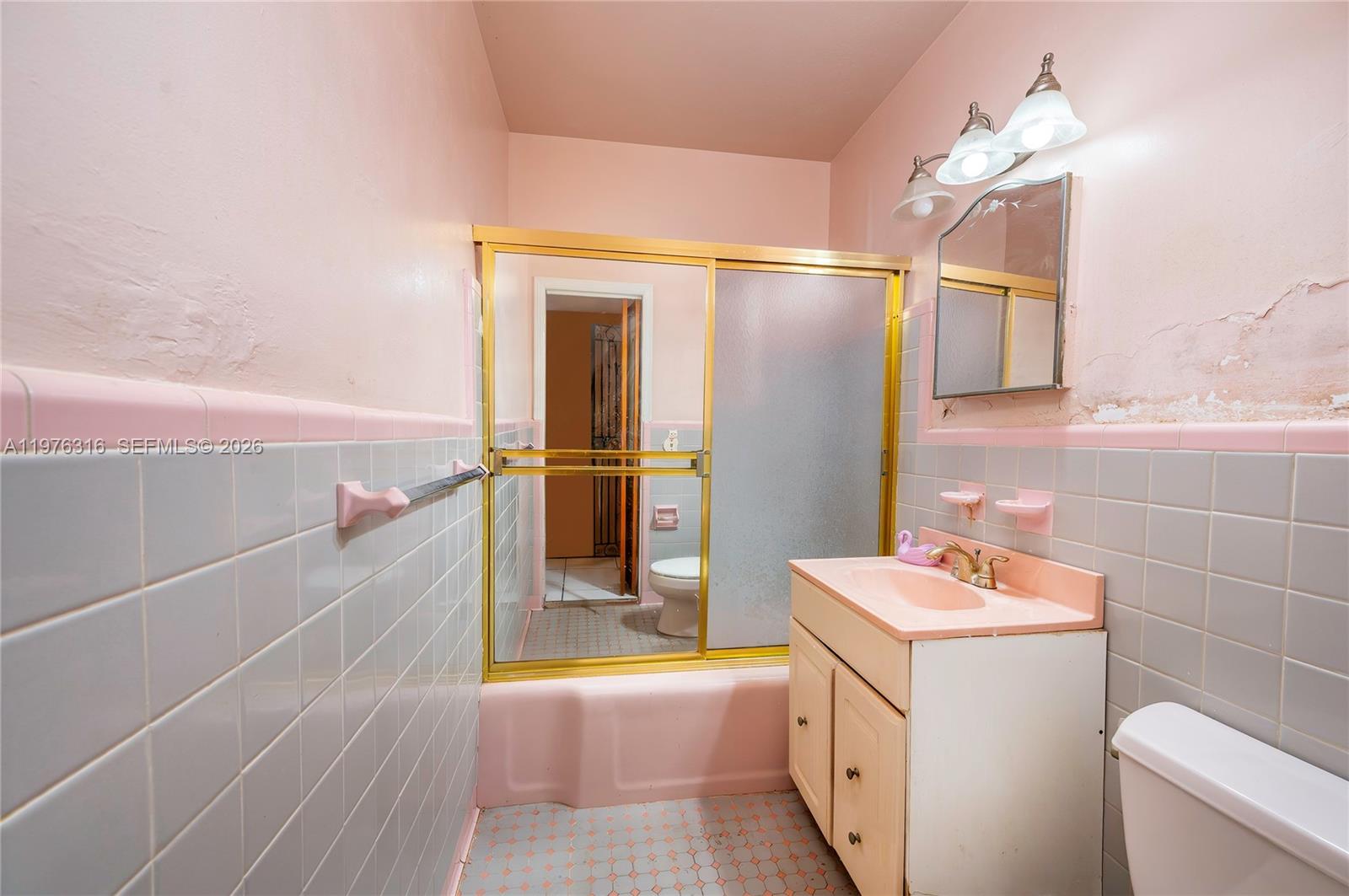 1780 Southwest 23rd Street Miami, FL 33145 - Photo 10 of 22