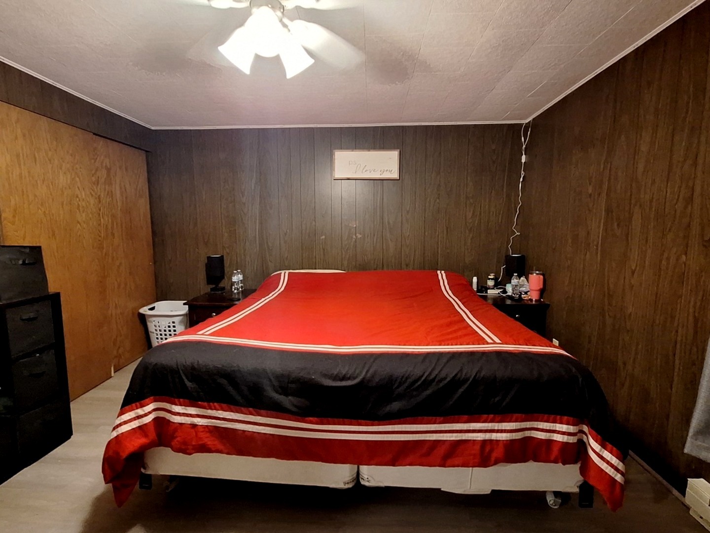 200 Oregon Street Troy Grove, IL 61372 - Photo 20 of 34 a bedroom with a bed and window