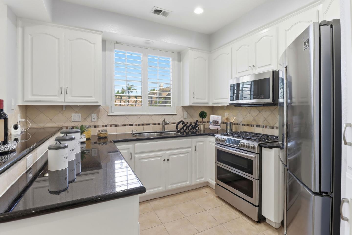352 Montecito Way Milpitas, CA 95035 - Photo 12 of 37