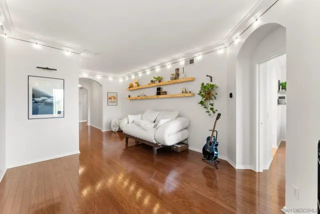 $1,095,000 | 8301 Rio San Diego Drive, Unit 2, San Diego, CA 92108