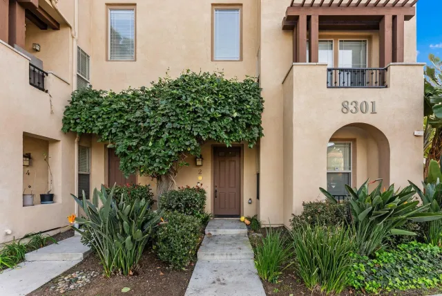$1,095,000 | 8301 Rio San Diego Drive, Unit 2, San Diego, CA 92108