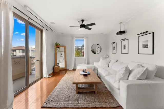 $1,095,000 | 8301 Rio San Diego Drive, Unit 2, San Diego, CA 92108