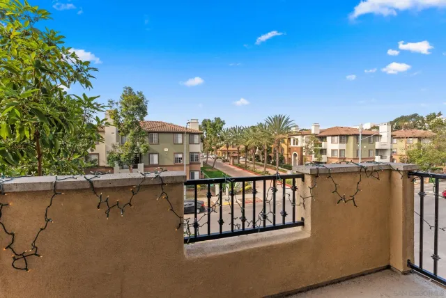 $1,095,000 | 8301 Rio San Diego Drive, Unit 2, San Diego, CA 92108