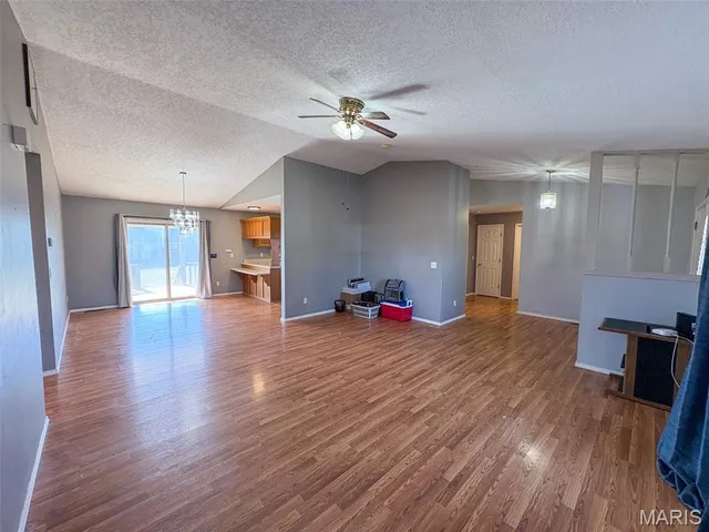 $250,000 | 2488 County Road 450, Poplar Bluff, MO 63901