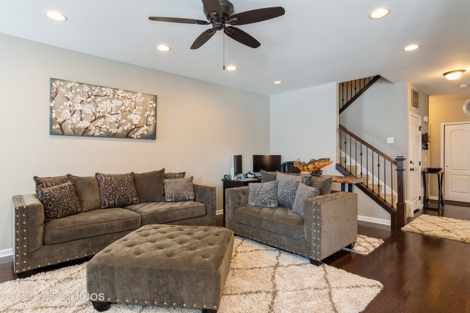 1247 Falcon Ridge Drive Elgin, IL 60124 - Photo 7 of 19