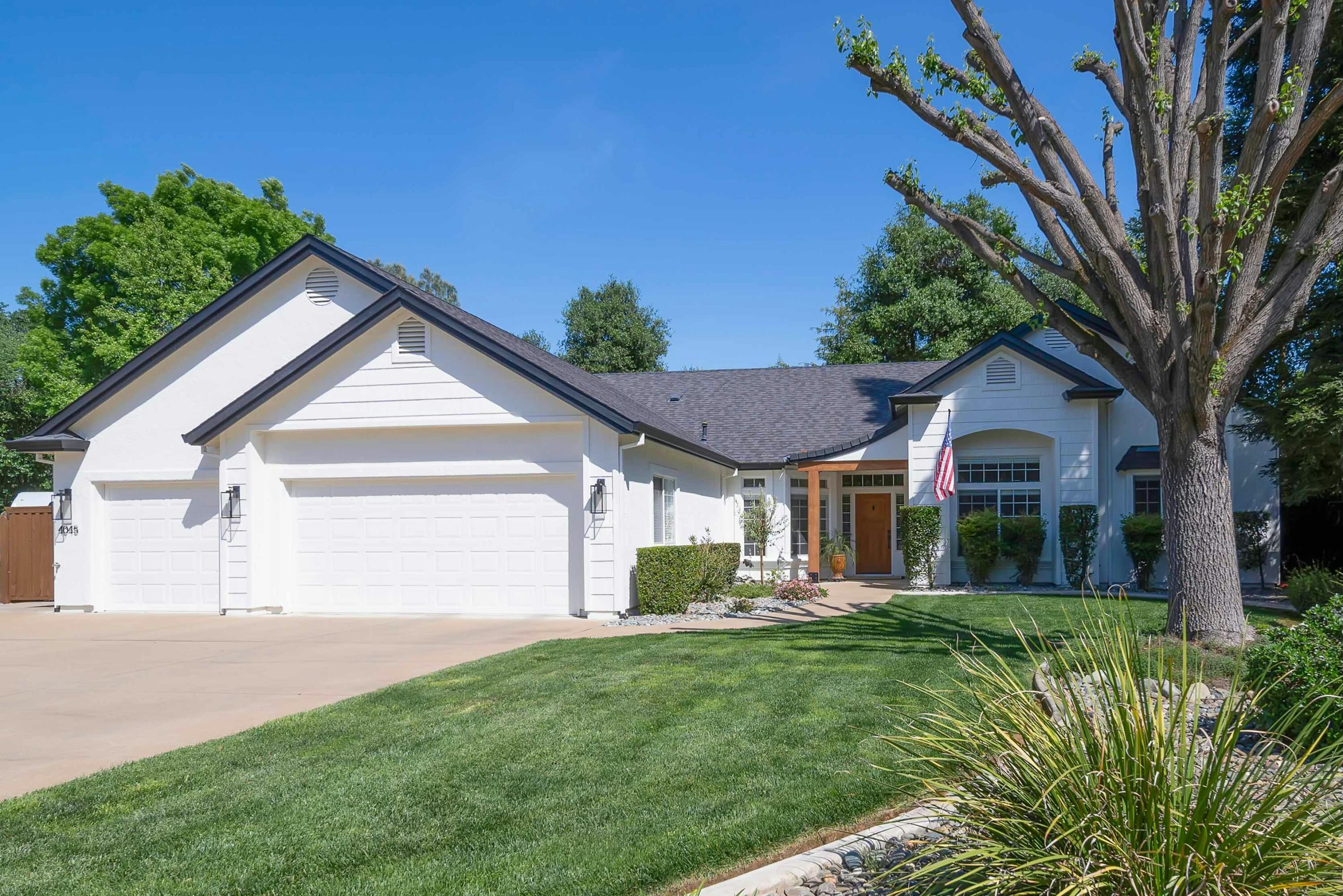 4045 Mt Whitney Way Redding, CA 96002 - Photo 73 of 78 a front view of a house with a yard